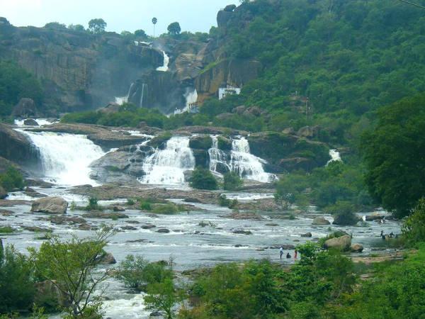 அகஸ்தியர் அருவி, அம்பாசமுத்திரம்