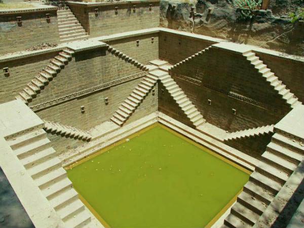 ராம்குந்த் படிக்கிணறு, புஜ்