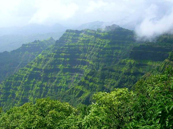 கவின் கொஞ்சும் மலைச்சரிவுகள்!