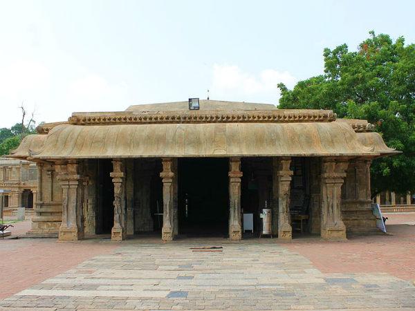 அம்மன் சன்னதி