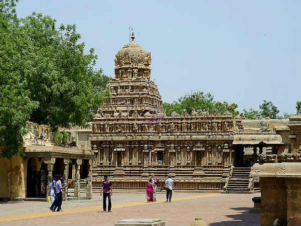 கருவூரார் சன்னதி
