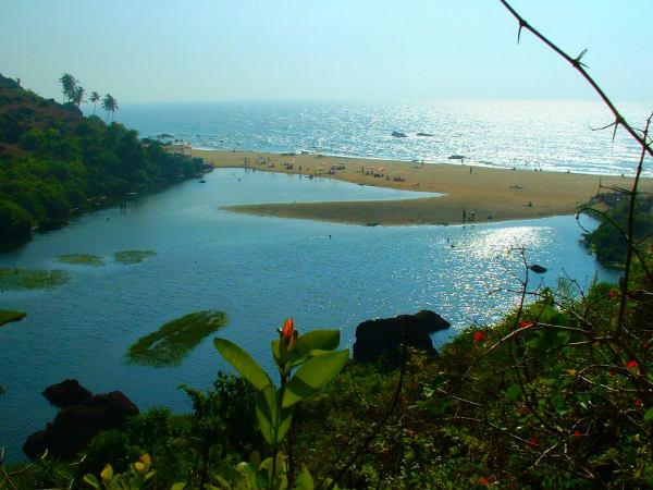 அரம்போள் பீச்