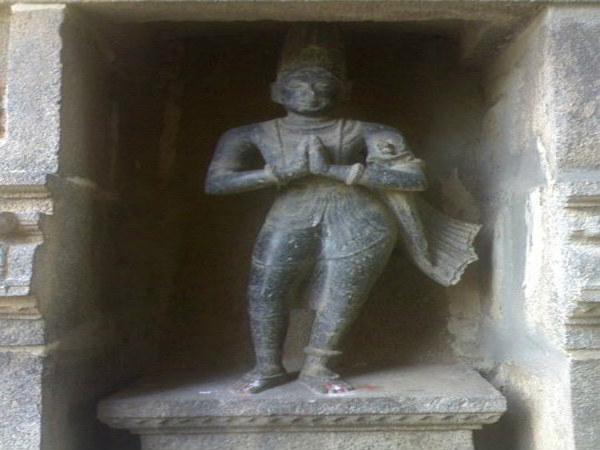 சோழ மன்னன்