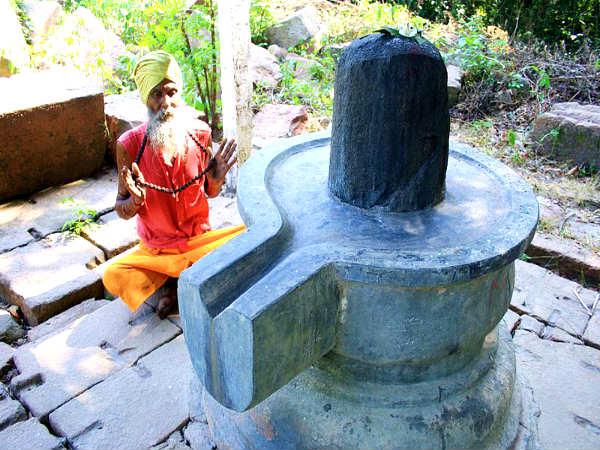 ராஜ்பாரி சிவலிங்கம்