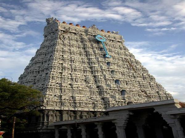 கண்ணாடிக்கு அபிஷேகம்