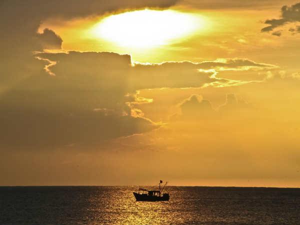 பாண்டிச்சேரி - ப்ரீயா விடு மச்சி :