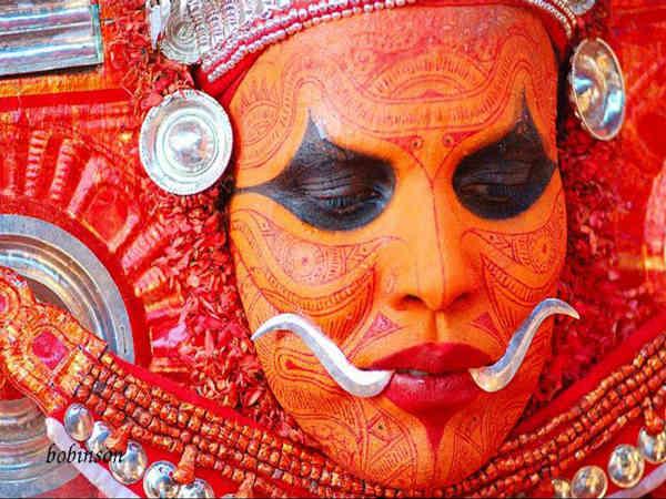தெய்யமும். கதக்களியும் :
