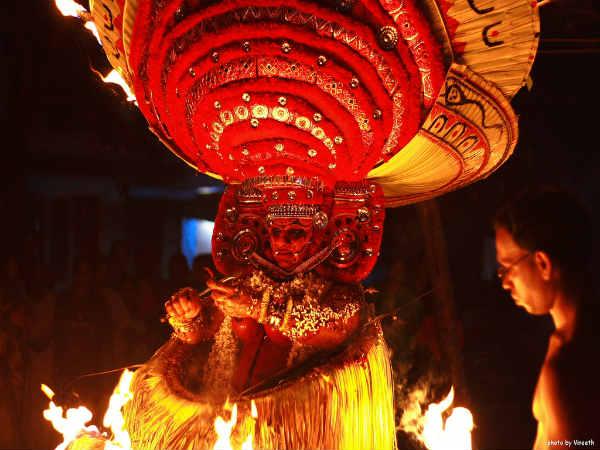 தெய்யமும். கதக்களியும் :