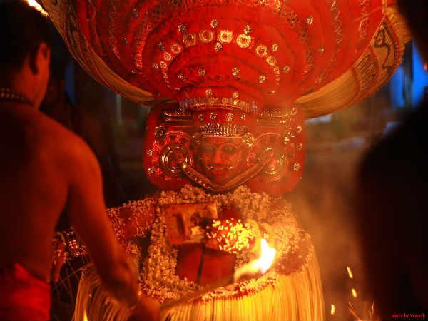 தெய்யமும். கதக்களியும் :