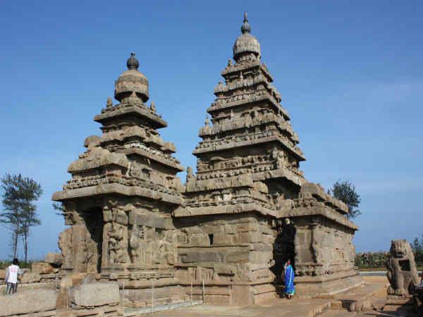 கடற்கரை கோயில் :
