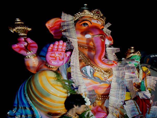 விநாயகர் சதுர்த்தி கொண்டாட்டங்கள் :