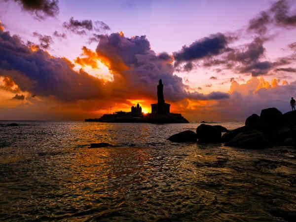 வள்ளுவர் சிலை :