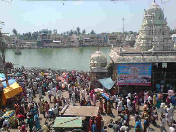 ஆதிகும்பேஸ்வரர் திருக்கோயில்: