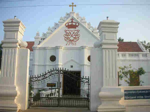 கிருத்துவ மிஷனரிகள் வருகை: