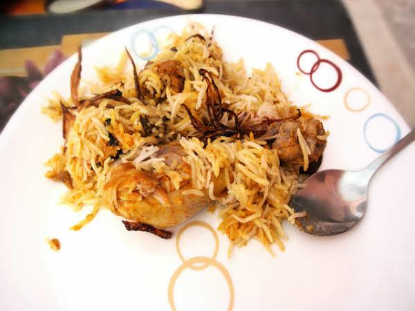 லக்னௌ ஆவாதி பிரியாணி: