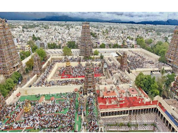 மதுரை மீனாட்சி அம்மன் கோவில்