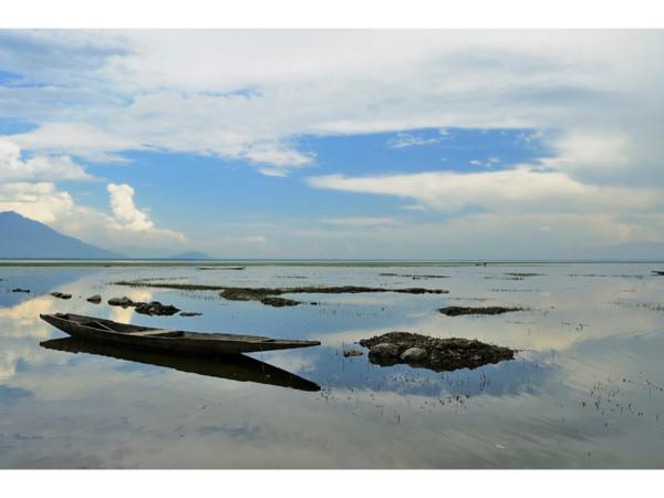 உலர் ஏரி காஷ்மீர்