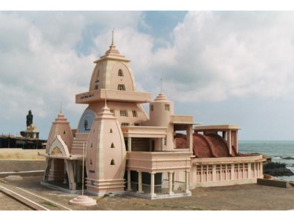காந்தி மண்டபம் :