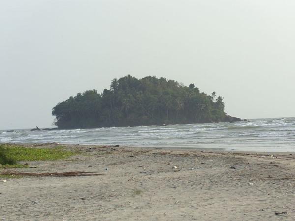 கடற்கரை தீவு