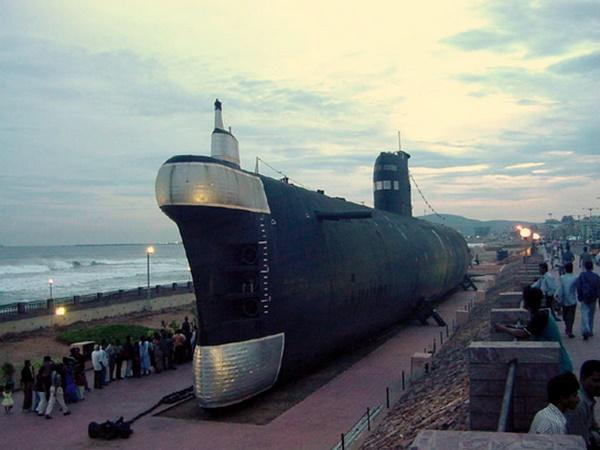 ஐஎன்எஸ் குர்சுரா