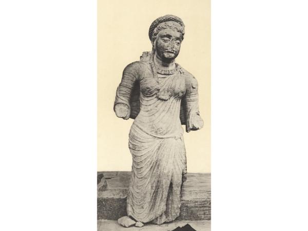 இரண்டாம் நூற்றாண்டில் செய்யப்பட்ட பெண்ணின் சிலை