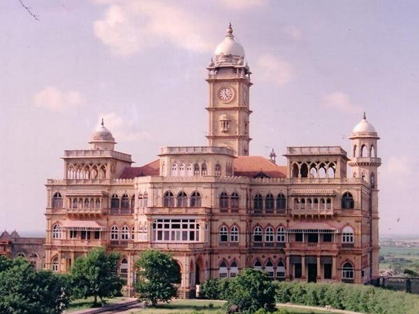 நாள் 4