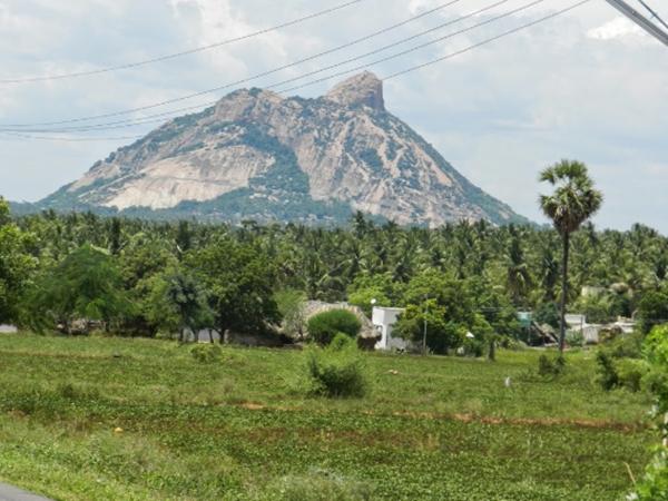 எங்குள்ளது ?