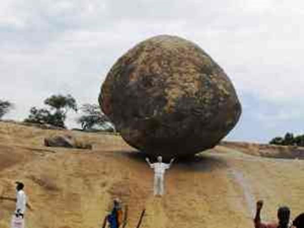 கிருஷ்ணின் வெண்ணை உருண்டை:
