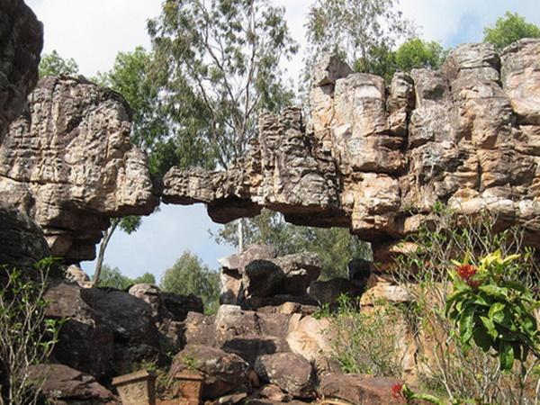 இயற்கை பாலம்