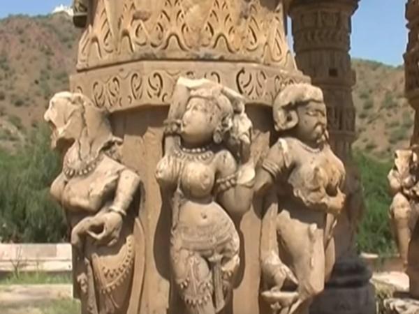 1000 வருடம் பழமை