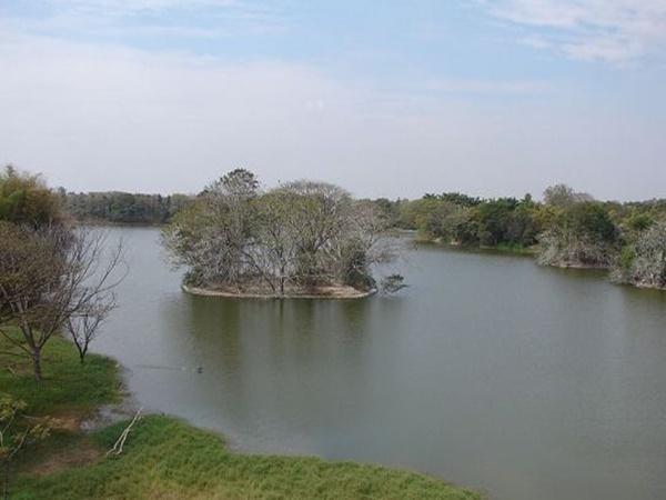 கரஞ்சி ஏரி