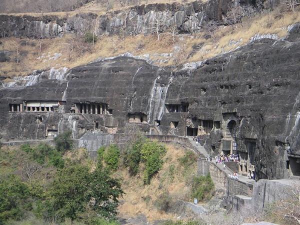 உலகமே வியக்கும் அதிசயம்