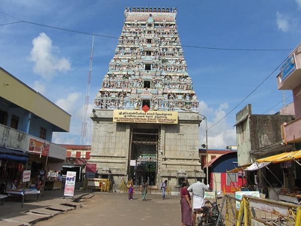 சனி கிரகத்துக்கும் சனீஸ்வரனுக்கும் உள்ள தொடர்பு என்ன