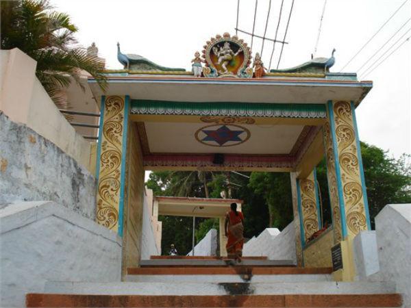என்ன சொல்கிறார் சிவன்மலை சுவாமி