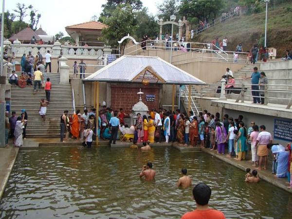 நீங்கள் கட்டாயம் பார்க்கவேண்டிய இடங்கள்