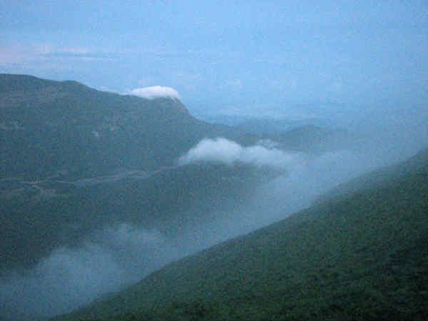 நான்காவது மலையில்