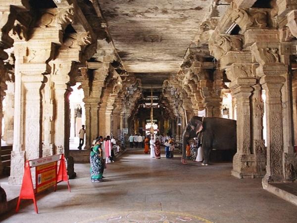 என்ன மர்மம்?