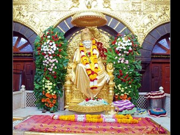 ஷீரடி சாய்பாபா கோயில்