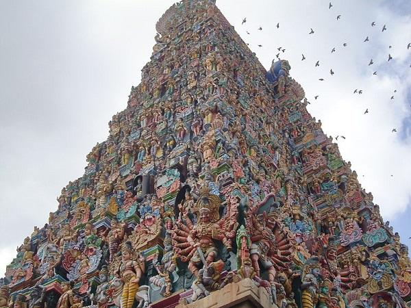 மதுரை மீனாட்சி அம்மன் ஆலயம் – மதுரை: