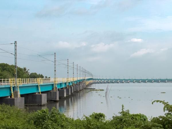 வல்லர்பாடம் பாலம்