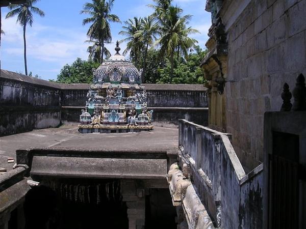 எங்குள்ளது