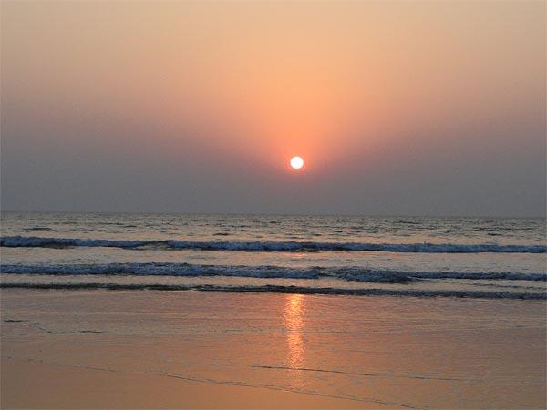 குஹகர் கடற்கரை: