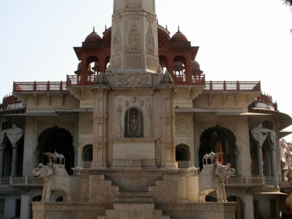 நாசியன் ஜெய்ன் கோயில்