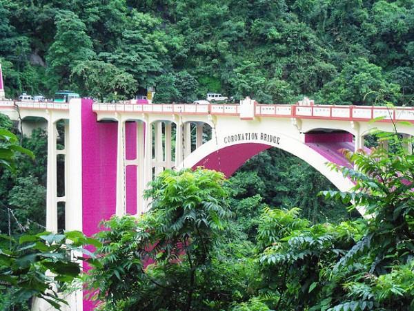 வங்கதேசத்துக்கும் இந்தியாவுக்கும் எல்லையில் உள்ள இந்த பகுதியில் அப்படி என்ன சிறப்பு தெரியுமா? வங்கதேசத்துக்கும் இந்தியாவுக்கும் எல்லையில் உள்ள இந்த பகுதியில் அப்படி என்ன சிறப்பு தெரியுமா?