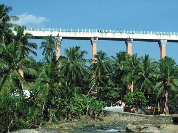 தொட்டிப்பாலம்