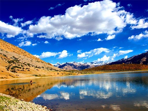 தங்கர் ஏரி: