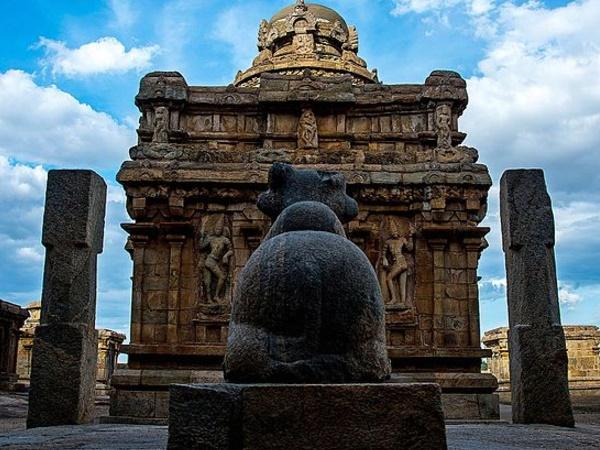 எகிப்தில் பிரமிடு கட்டிய முறை