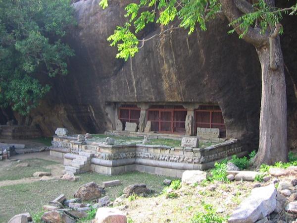 குகைக் கோயில்