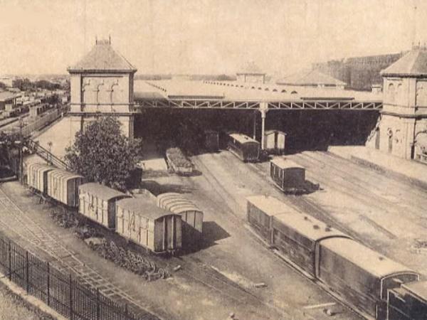 ஆக்ரா ரயில் நிலையம்