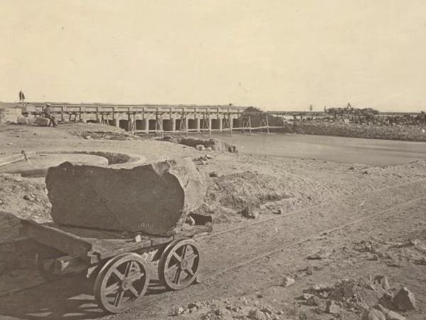 ஆக்ரா அணைப்பாலம்